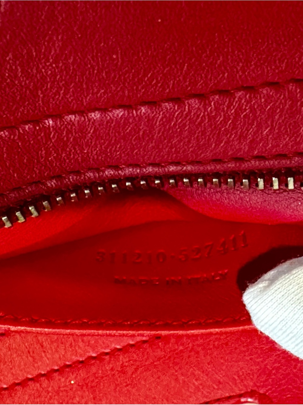 Saint Laurent Cabas Chyc in red smooth calfskin leather - Picture 12 of 13